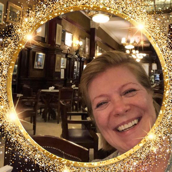 Meet your Posher, Patricia - Picture 1 of 1